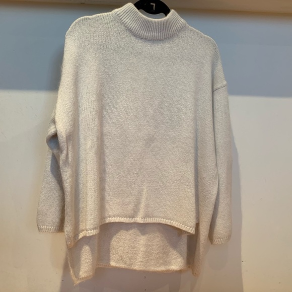 Cream angora hi-low mock turtleneck sweater - Picture 4 of 5